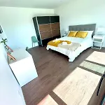 Βίλα Casa Iroko - A Modern Villa, With Private Pool, In A Quiet Area