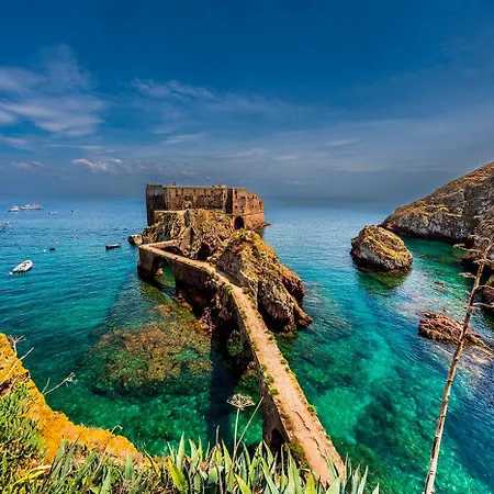 Вилла Casa Iroko - A Modern Villa, With Private Pool, In A Quiet Area