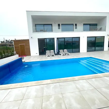 Casa Iroko - A Modern Villa, With Private Pool, In A Quiet Area ヴィラ *